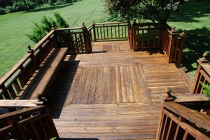 Highland Park Deck Staining